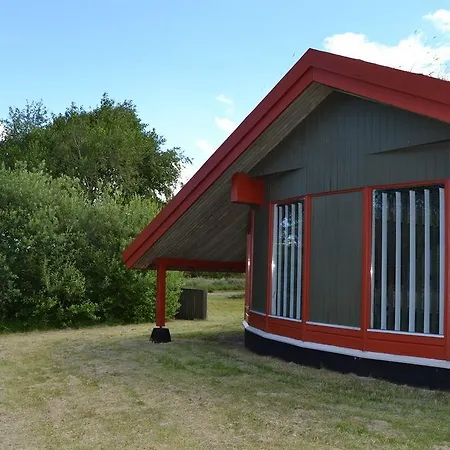 Holiday Ringvejen A- 3733 Prázdninový dům *